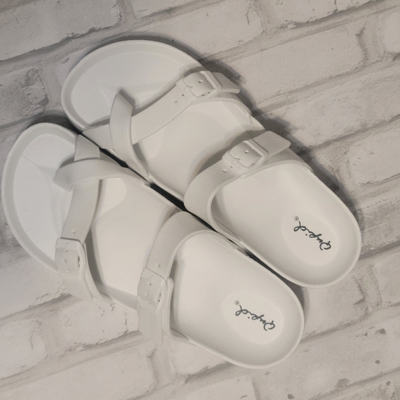 White Platform Buckled Sandals - Picture 3 of 6